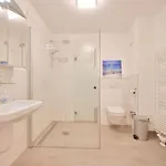 Slowikowski Apartment *