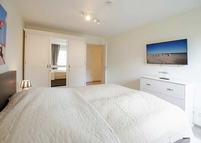 Slowikowski Apartment